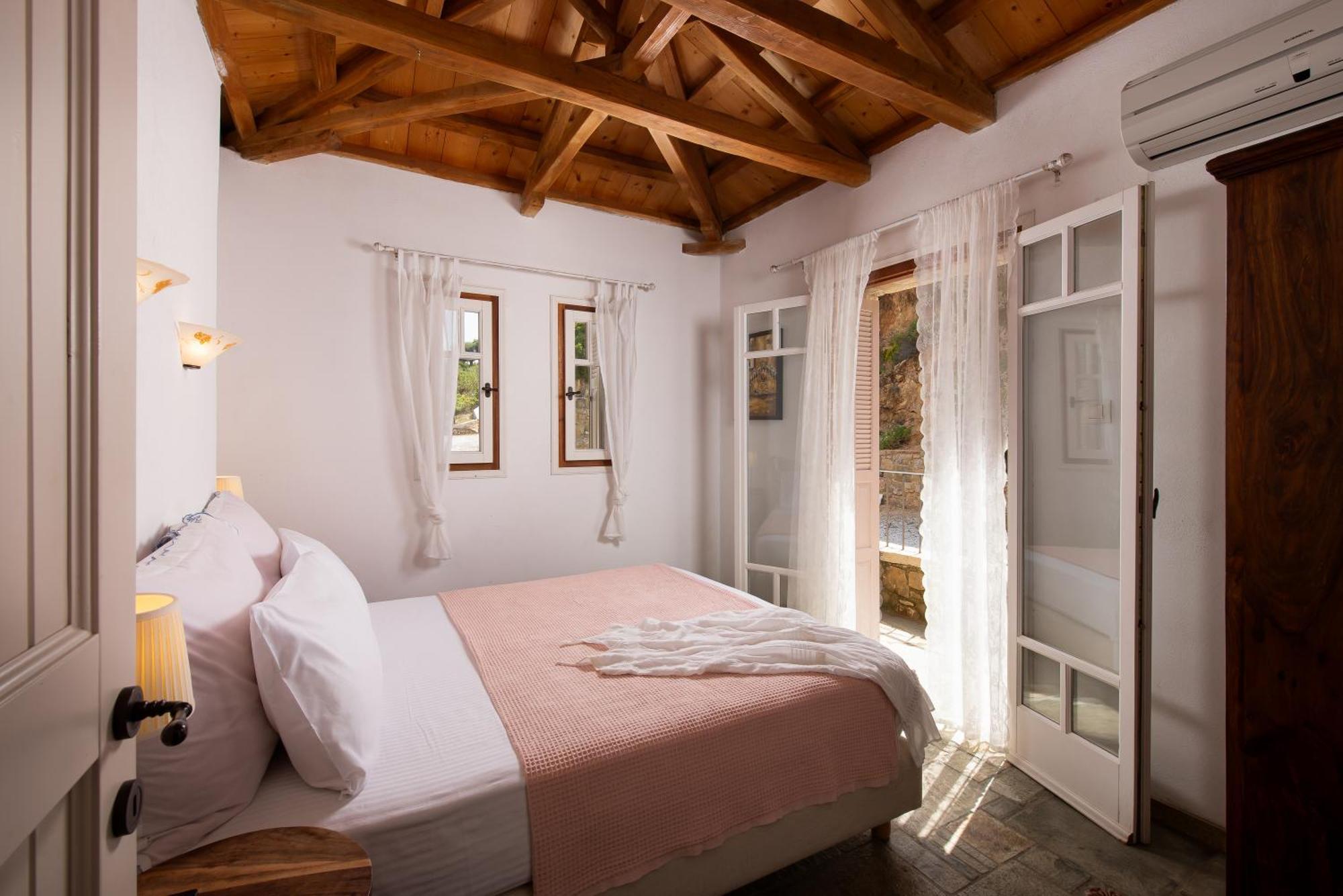 Lithea Villas And Studios By The Sea Agios Petros  Ngoại thất bức ảnh